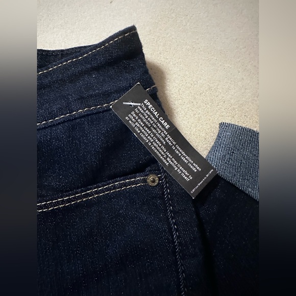 Signature by Levi Strauss Blue Ankle Cropped Jeans Sz 8 NWT - Picture 6 of 6